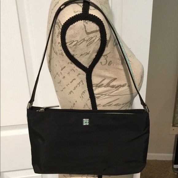 kate spade Handbags - Kate Spade Purse. Classic. EUC